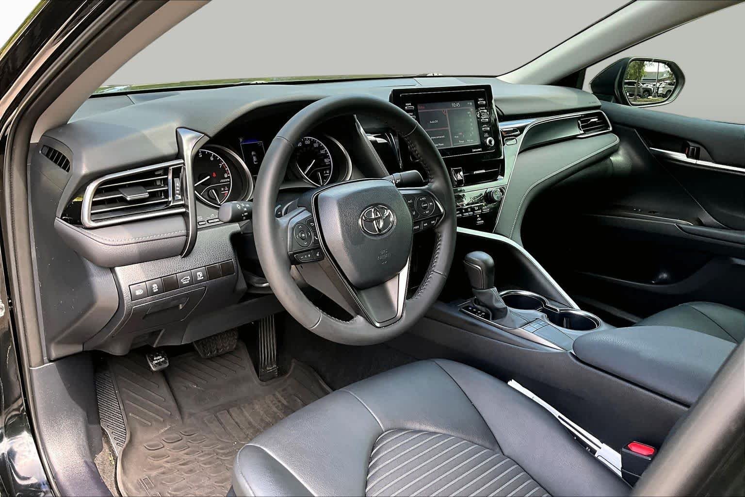 Used 2024 Midnight Black Metallic Toyota SE image 18