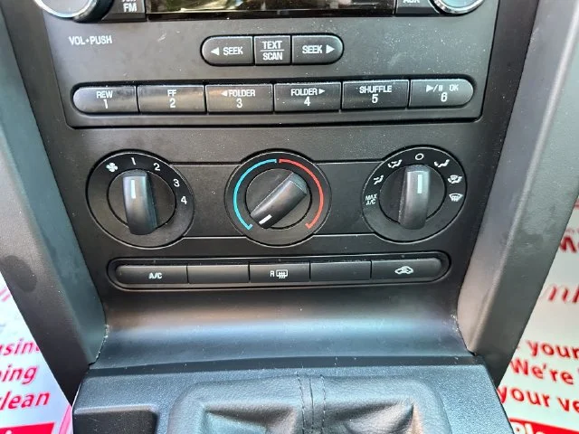 Used 2008 Orange Ford  image 14
