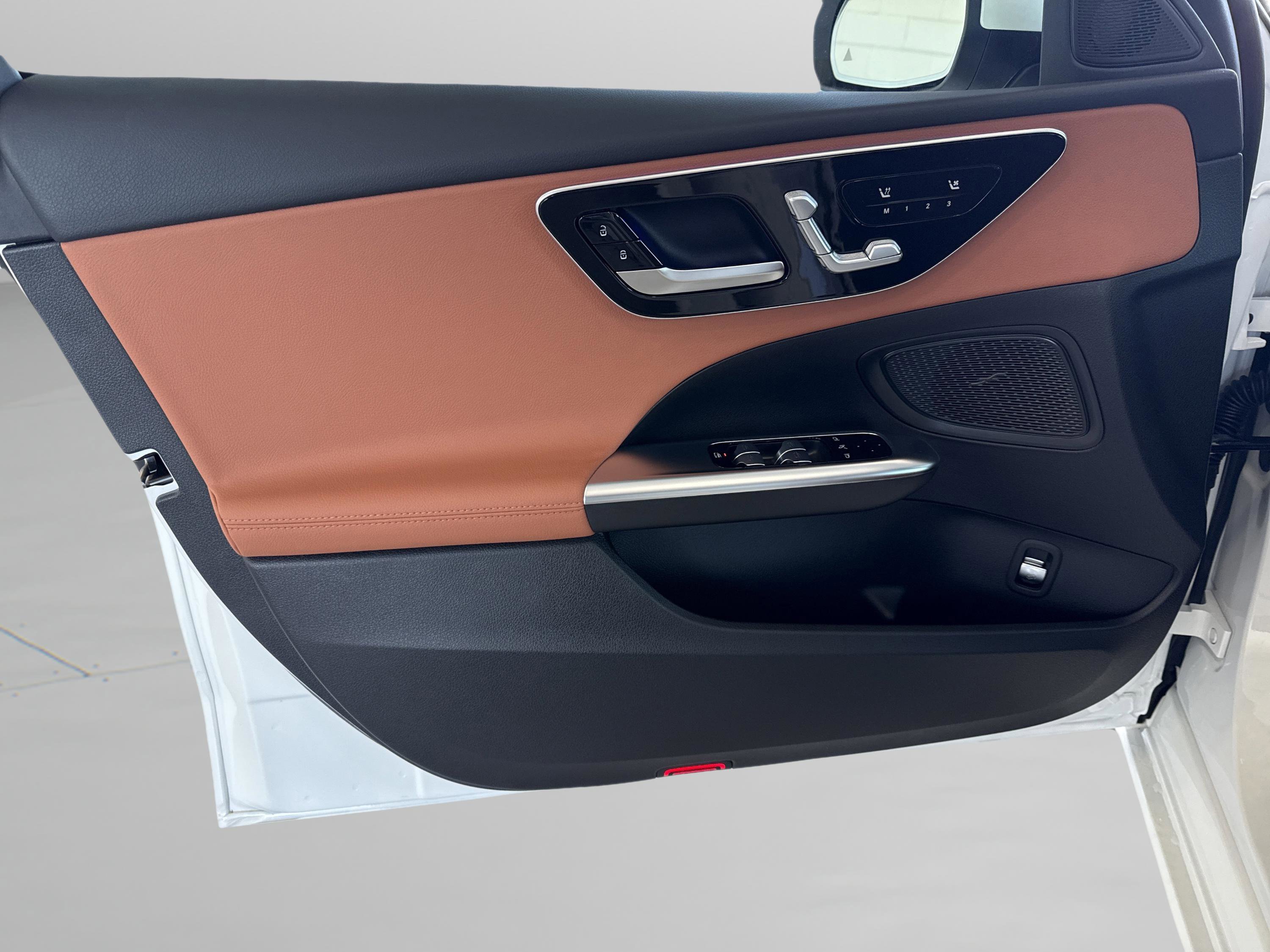 New 2026 Polar White Mercedes-Benz C 300 image 41