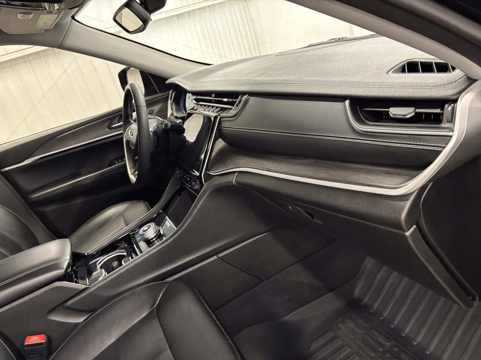 Used 2023 Black Jeep Limited image 16