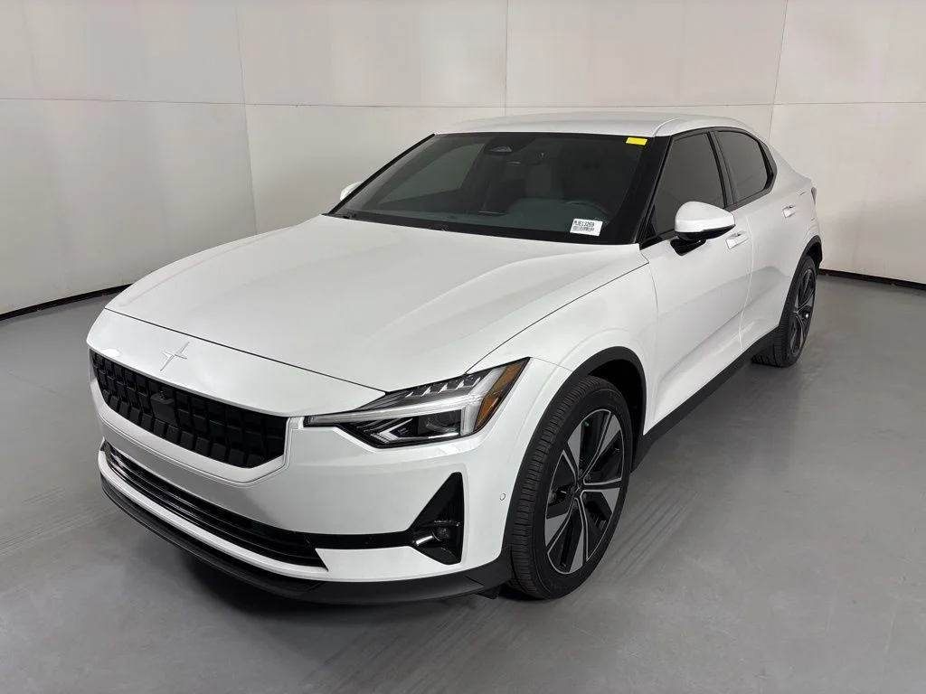 Used 2023 White Polestar Long Range Dual Motor image 4