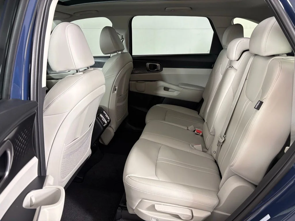 New 2026 Black Kia S image 38