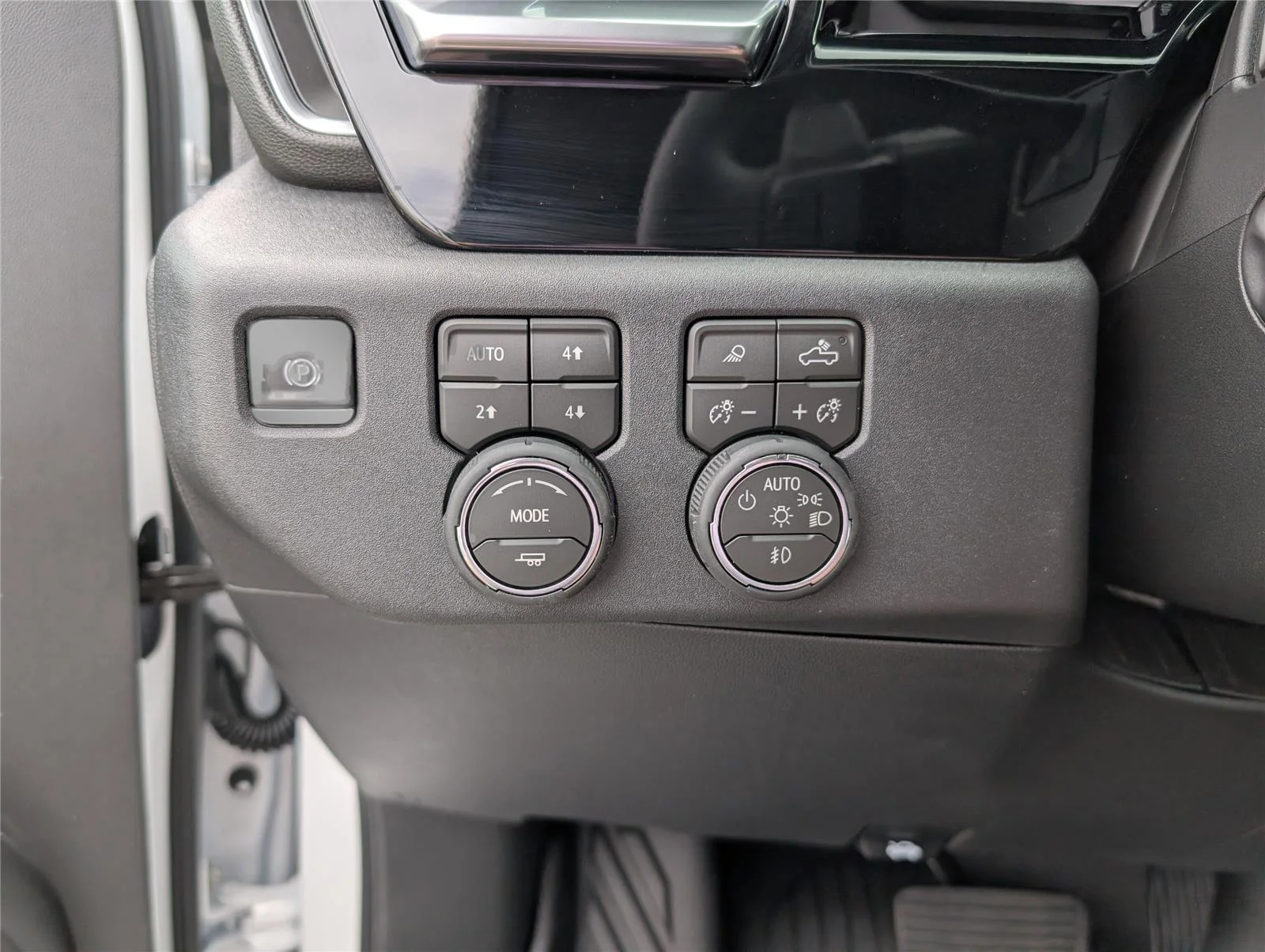 2026 Chevrolet Silverado 1500 LTZ - Photo 22
