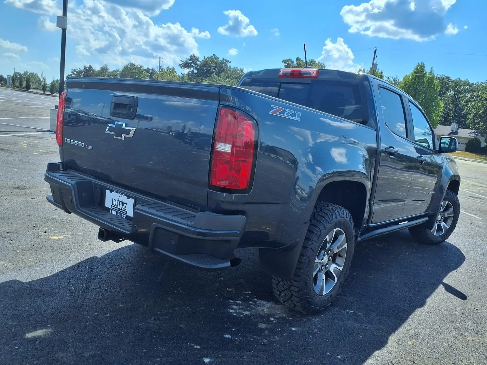 Used 2020 Shadow Gray Metallic Chevrolet 4WD Z71 image 26