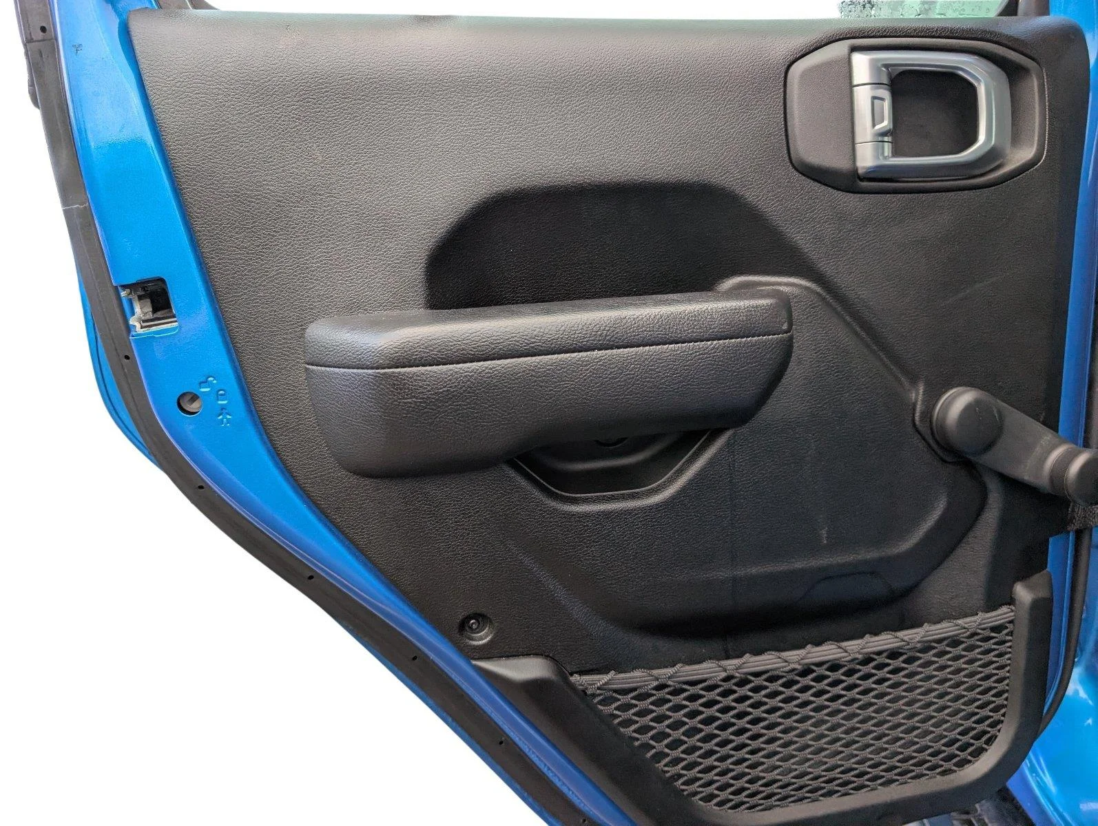 Used 2024 Hydro Blue Pearlcoat Jeep Sport image 35
