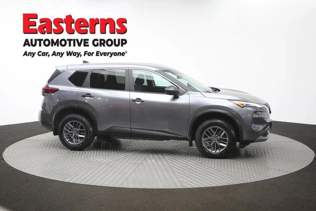Used 2023 Gray Nissan S image 49