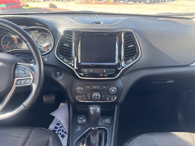 Used 2021 White Jeep Limited image 12