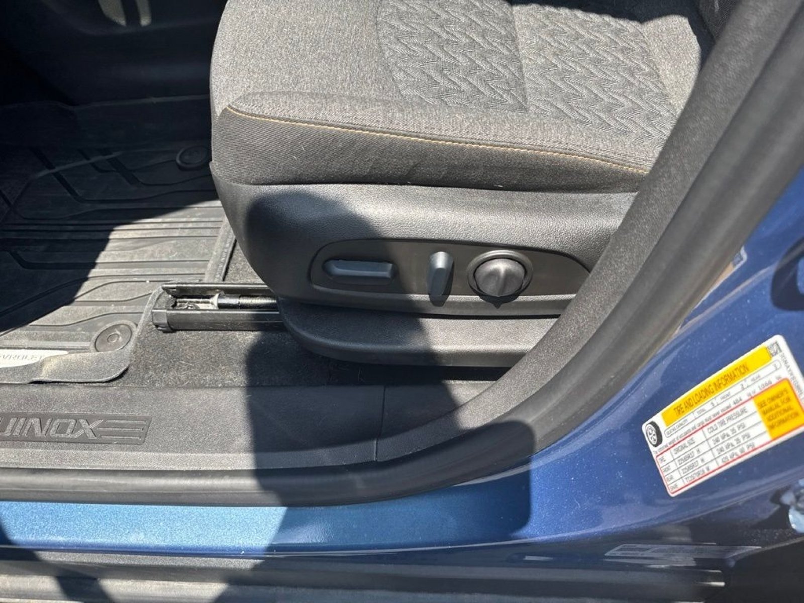 Used 2024 Lakeshore Blue Chevrolet LT image 14