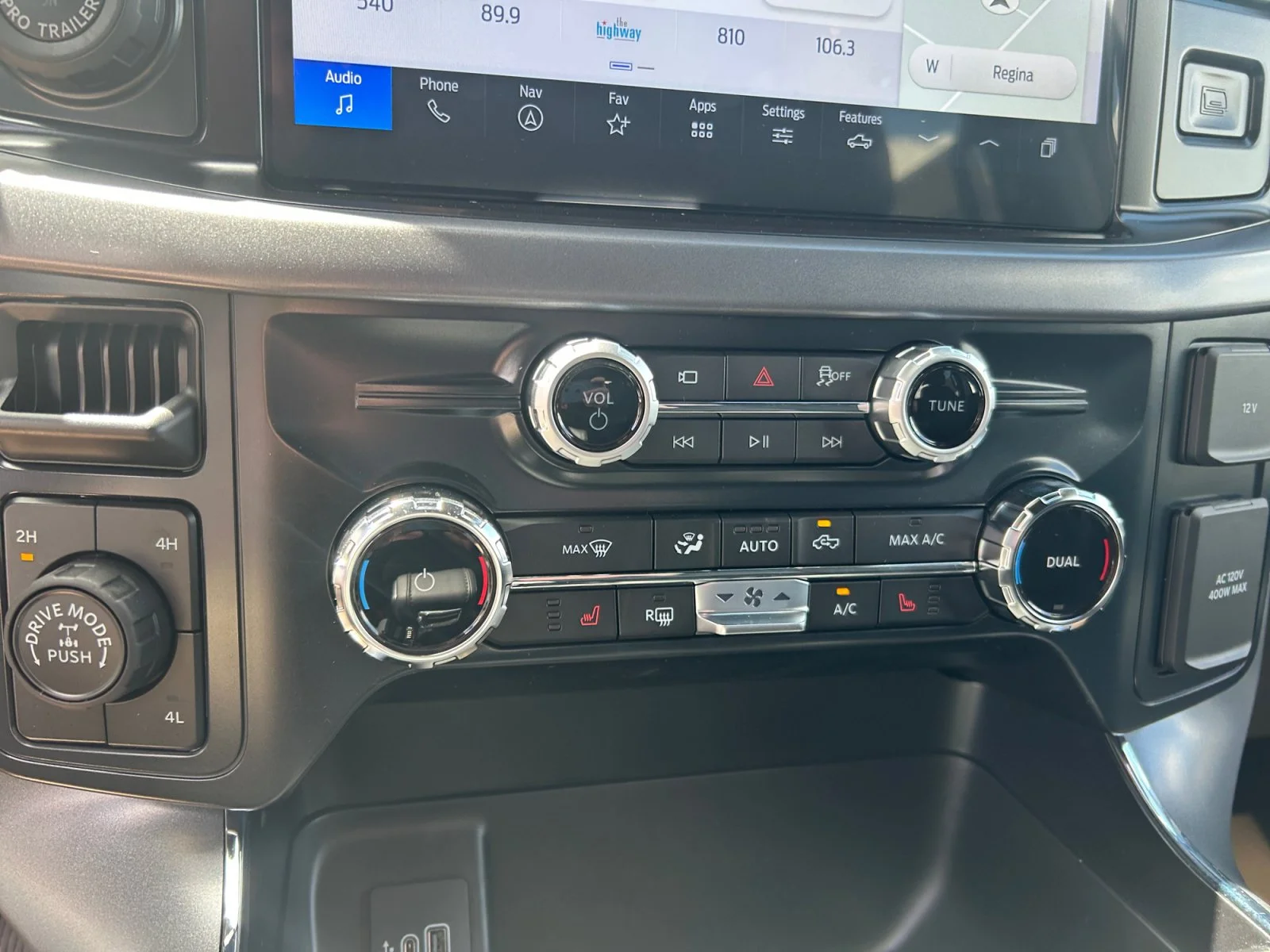 New 2026 Agate Black Metallic Ford XLT image 22