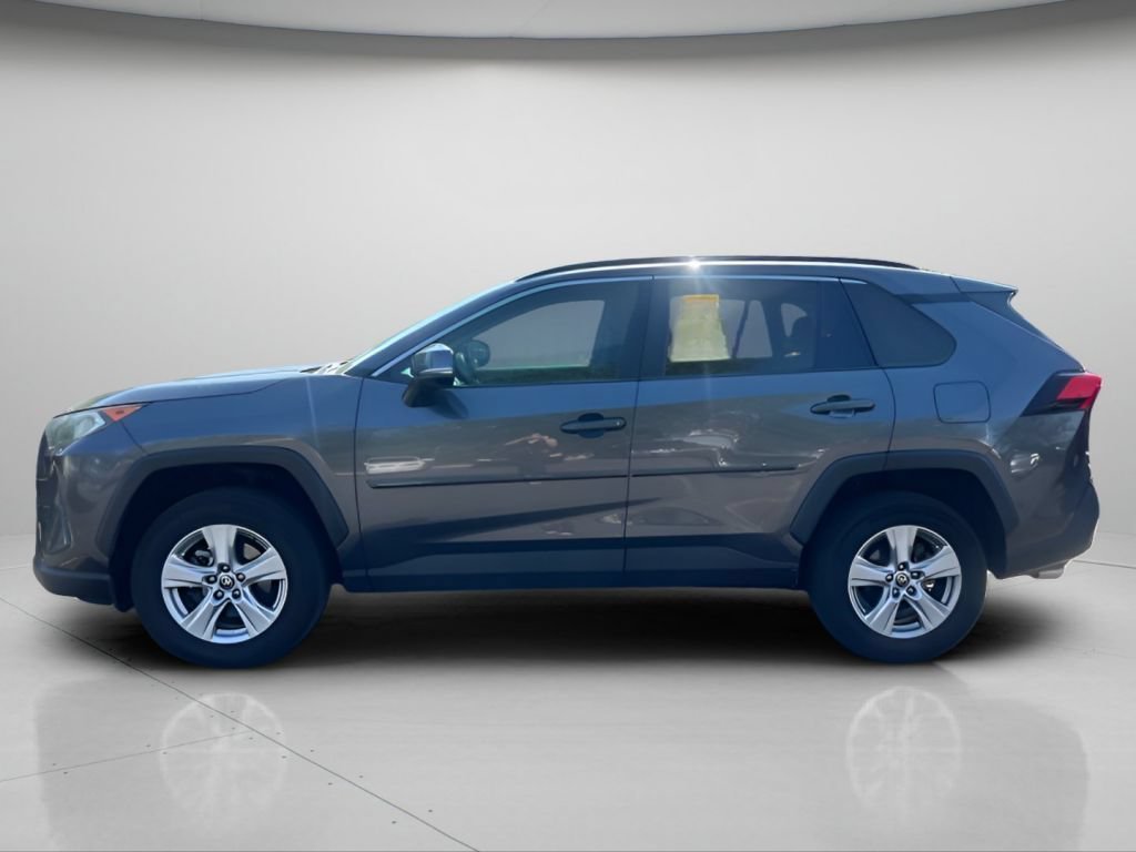 Used 2021 Magnetic Gray Metallic Toyota XLE image 14
