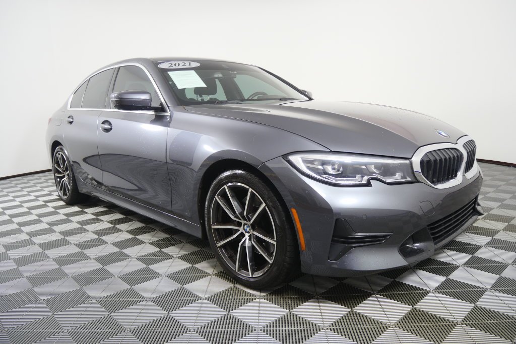 Used 2021 Mineral Grey Metallic BMW 330i image 2