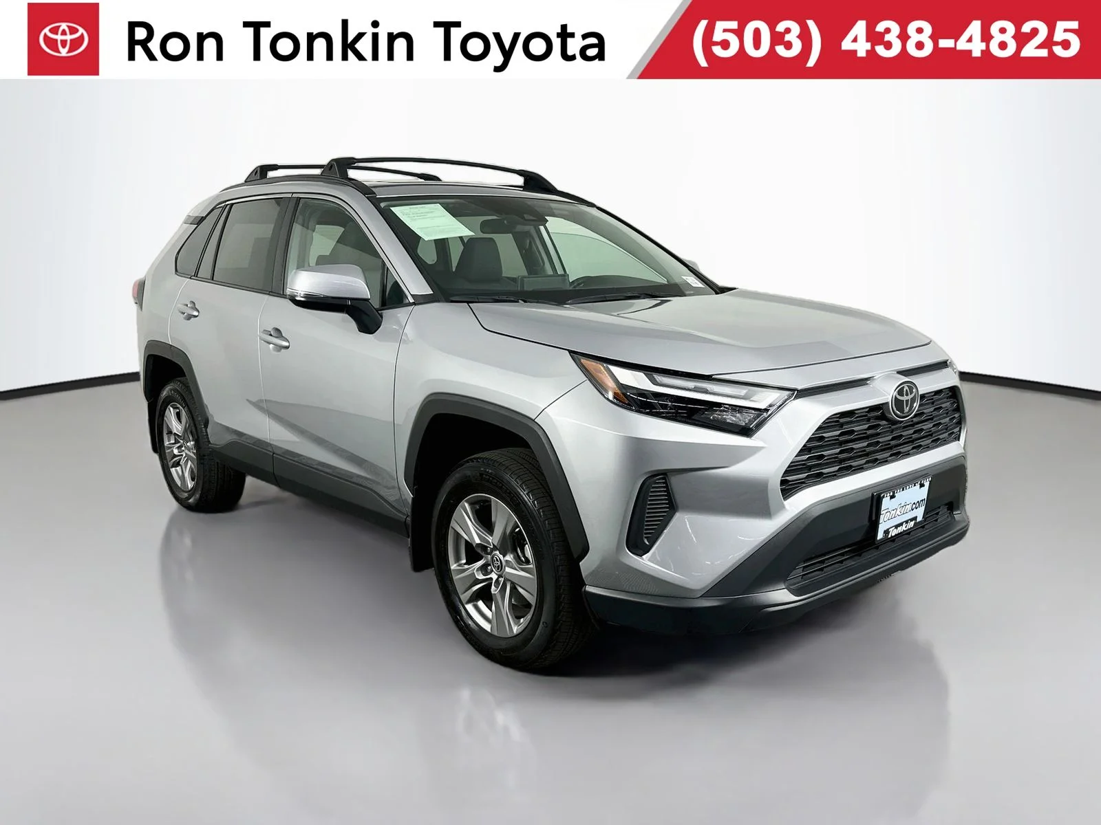 Used 2024 Silver Sky Metallic Toyota XLE image 1