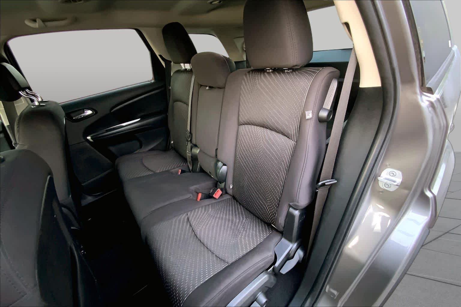 Used 2013 Storm Grey Pearl Dodge SXT image 19