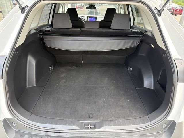 Used 2025 White Toyota XLE image 25