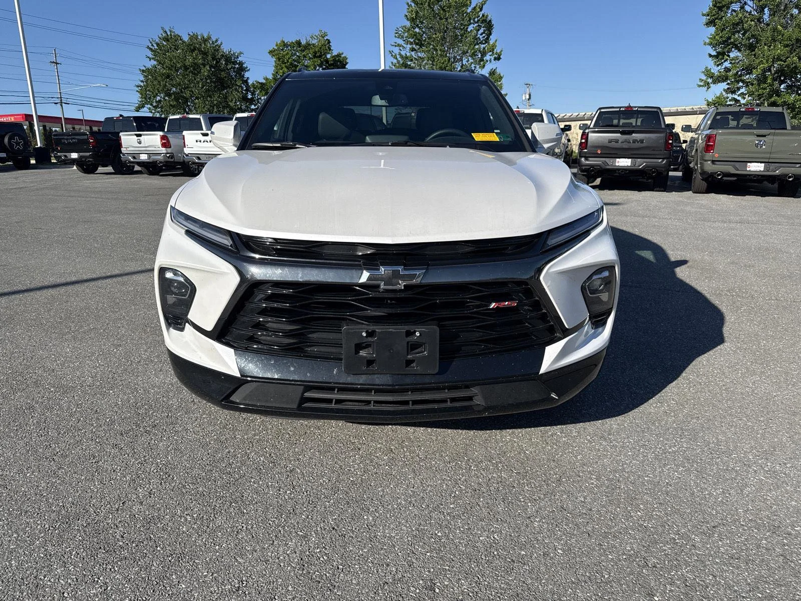 Used 2025 Iridescent Pearl Tricoat Chevrolet RS image 2