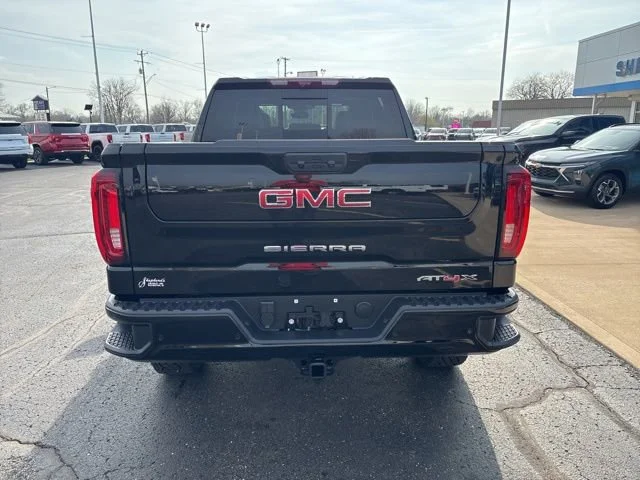 2026 GMC Sierra 1500 AT4X - Photo 8