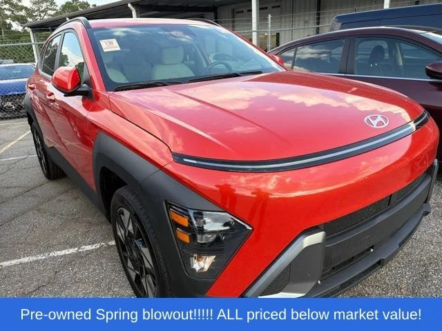 Used 2024 Orange Hyundai SEL image 10