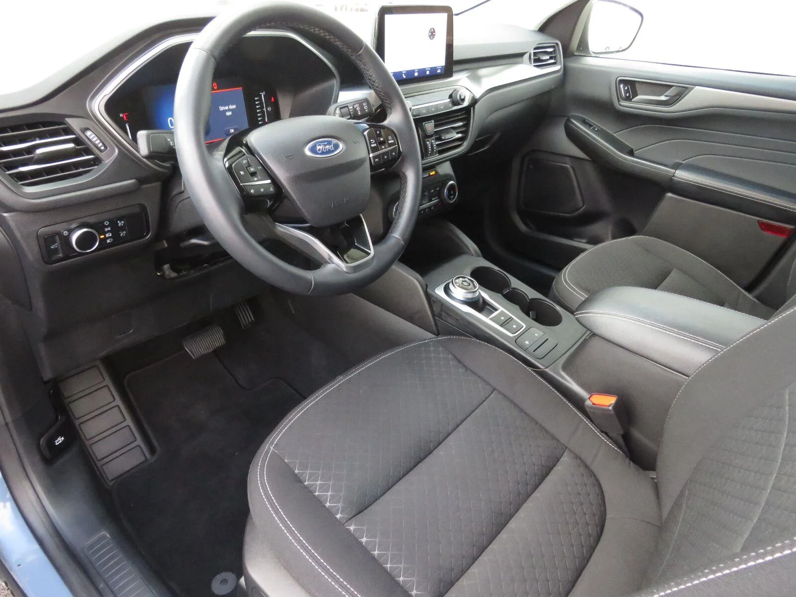 Used 2023 Vapor Blue Metall Ford Active image 20