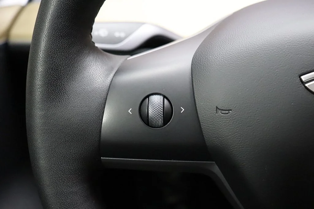Used 2023 Solid Black Tesla Base image 35