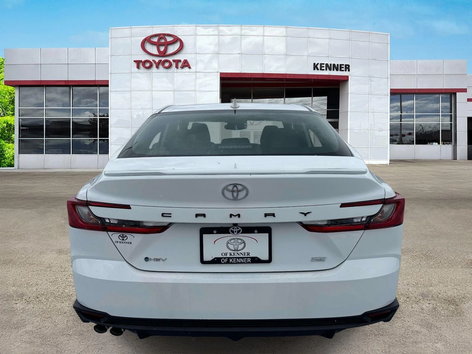 New 2026 Ice Cap Toyota SE image 5