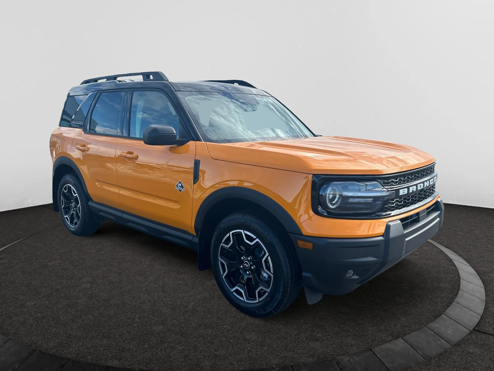 New 2026 Orange Fury Metallic Tri-Coat Ford Outer Banks image 7