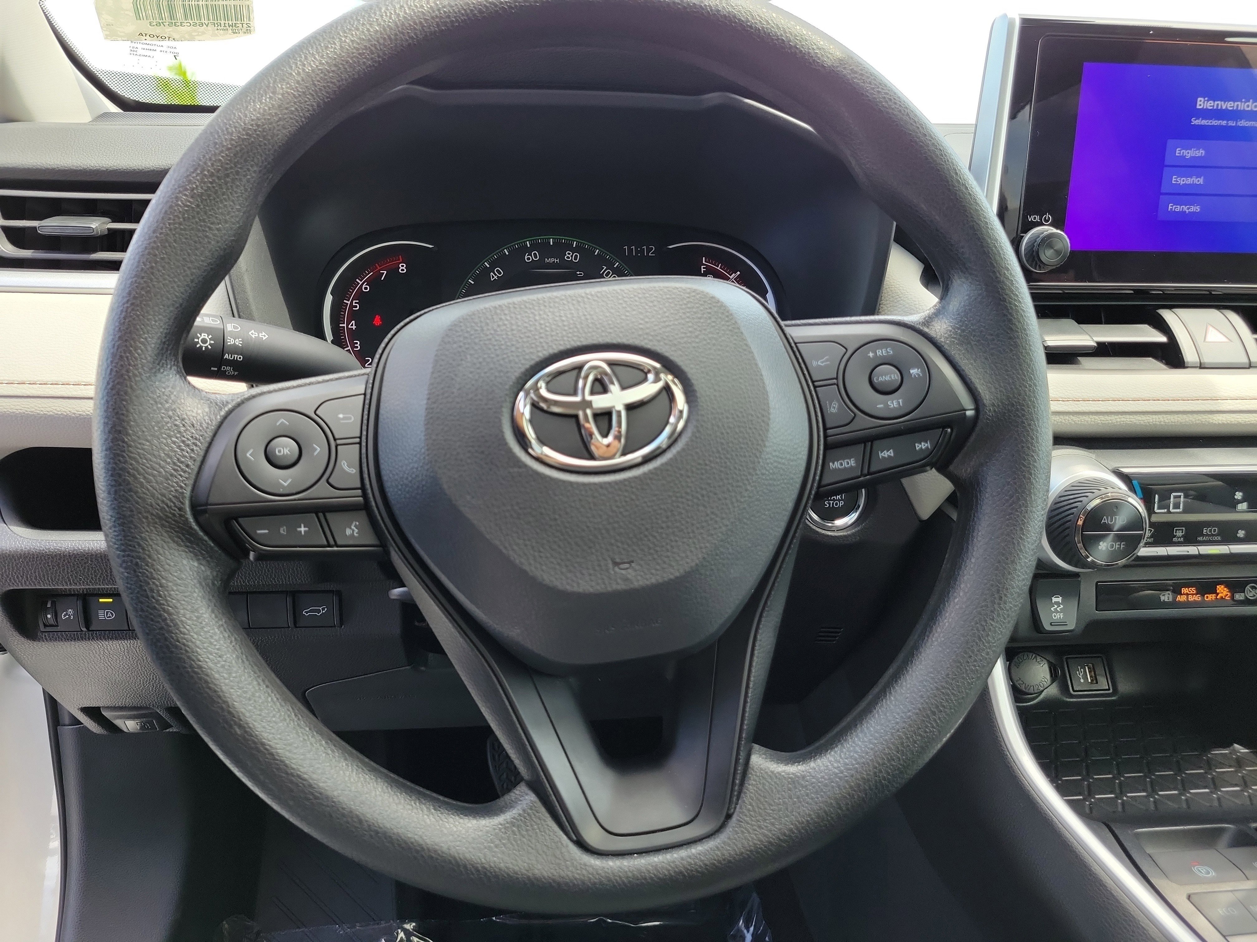 Used 2025 Ice Toyota XLE image 28