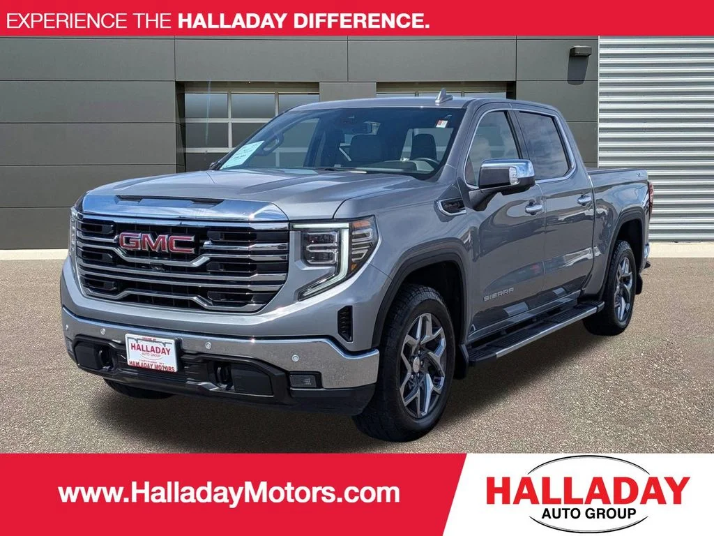 2023 GMC Sierra 4WD Crew Cab Short Box SLT's photo