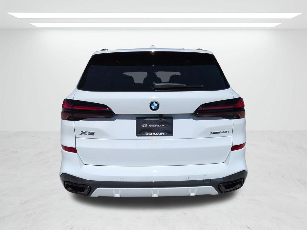New 2026 Alpine White BMW xDrive40i image 5
