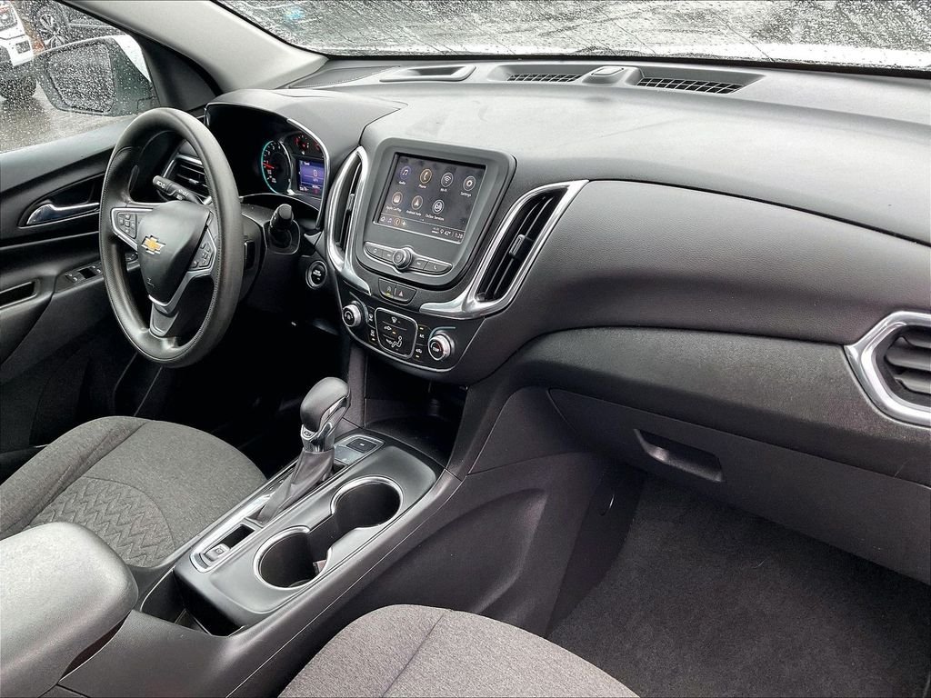 Used 2022 White Chevrolet LT image 13
