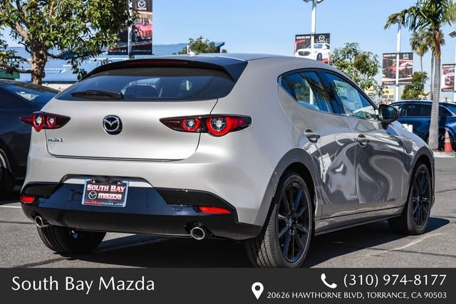 2026 Mazda Mazda3 Premium - Photo 8