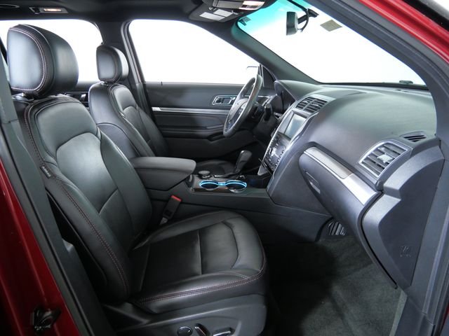 Used 2016 Red Ford Sport image 12