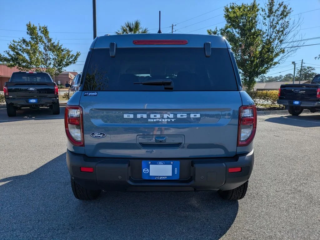 New 2026 Azure Gray Metallic Tri-Coat Ford Big Bend image 5