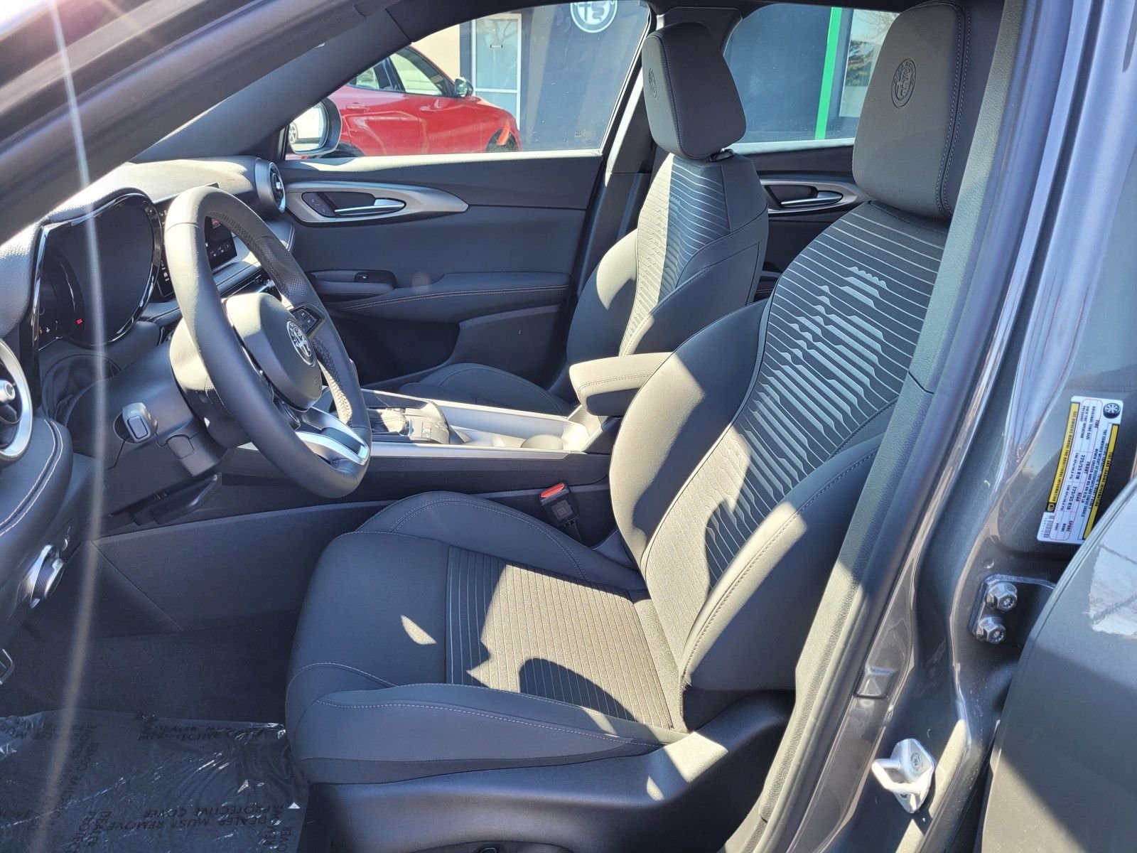 2025 Alfa Romeo Tonale Base - Photo 9