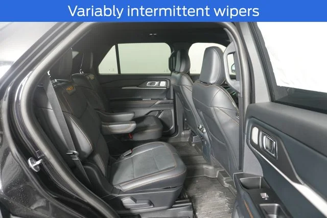 New 2026 Agate Black Metallic Ford Tremor® image 30