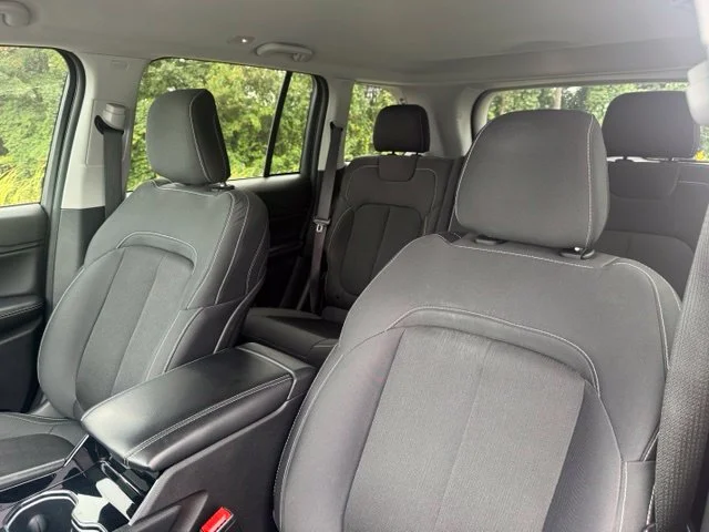 Used 2023 Red Jeep Laredo image 24