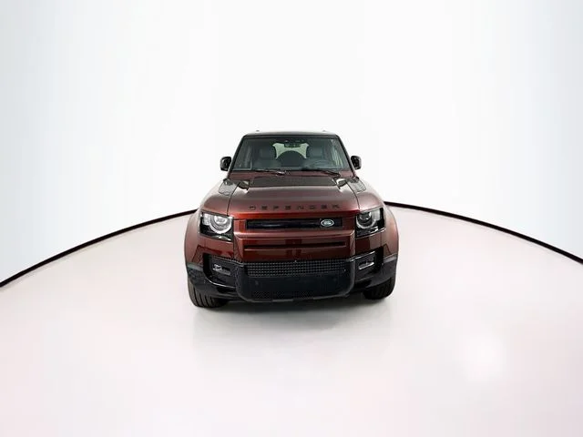 Certified Used 2025 Sedona Red Land Rover X-Dynamic SE image 2