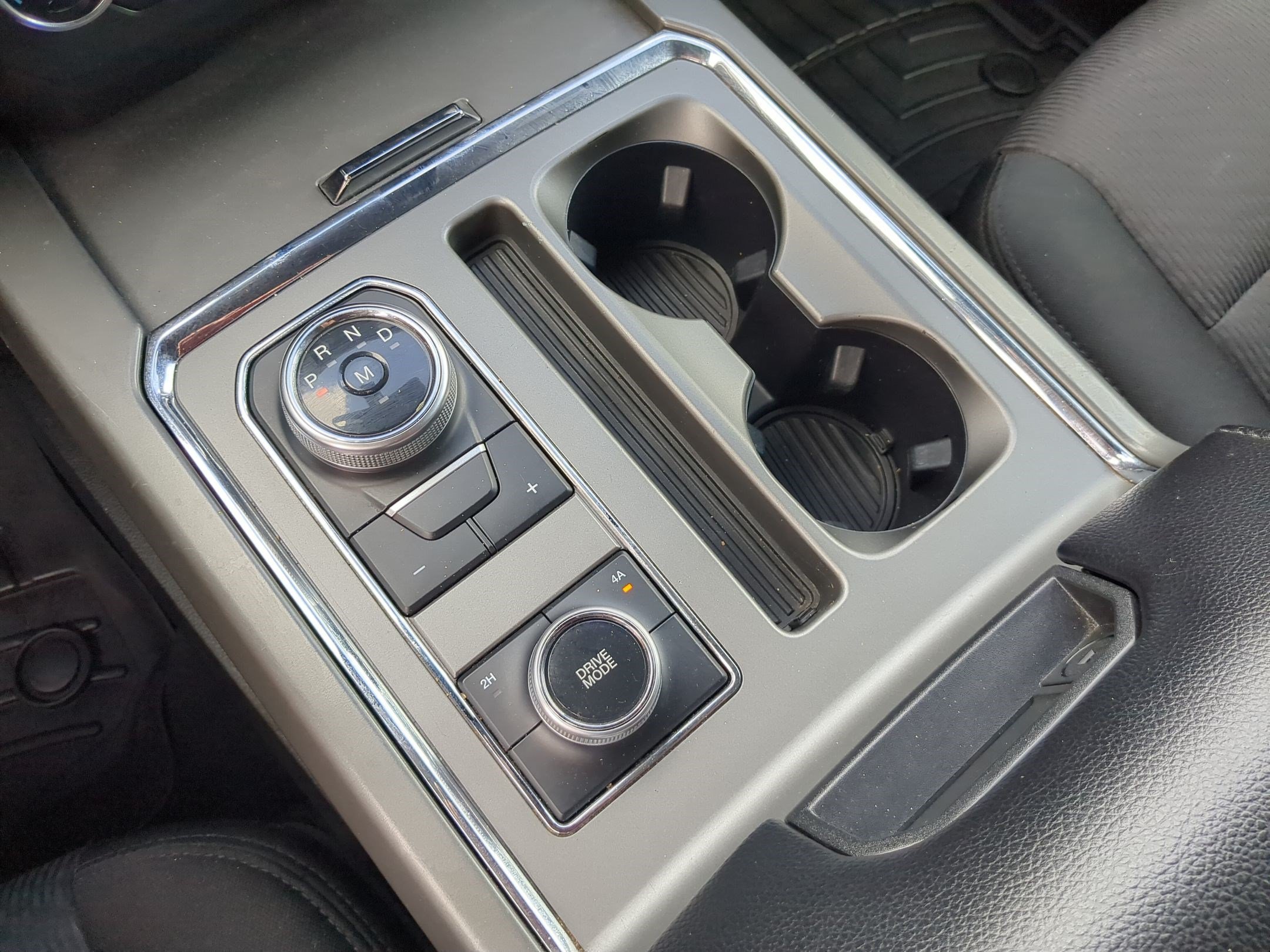 Used 2020 Magnetic Metallic Ford XLT image 26