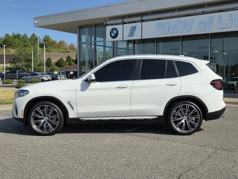Used 2023 Alpine White BMW XDRIVE30I SPORTS ACTIVITY VEHICLE image 2