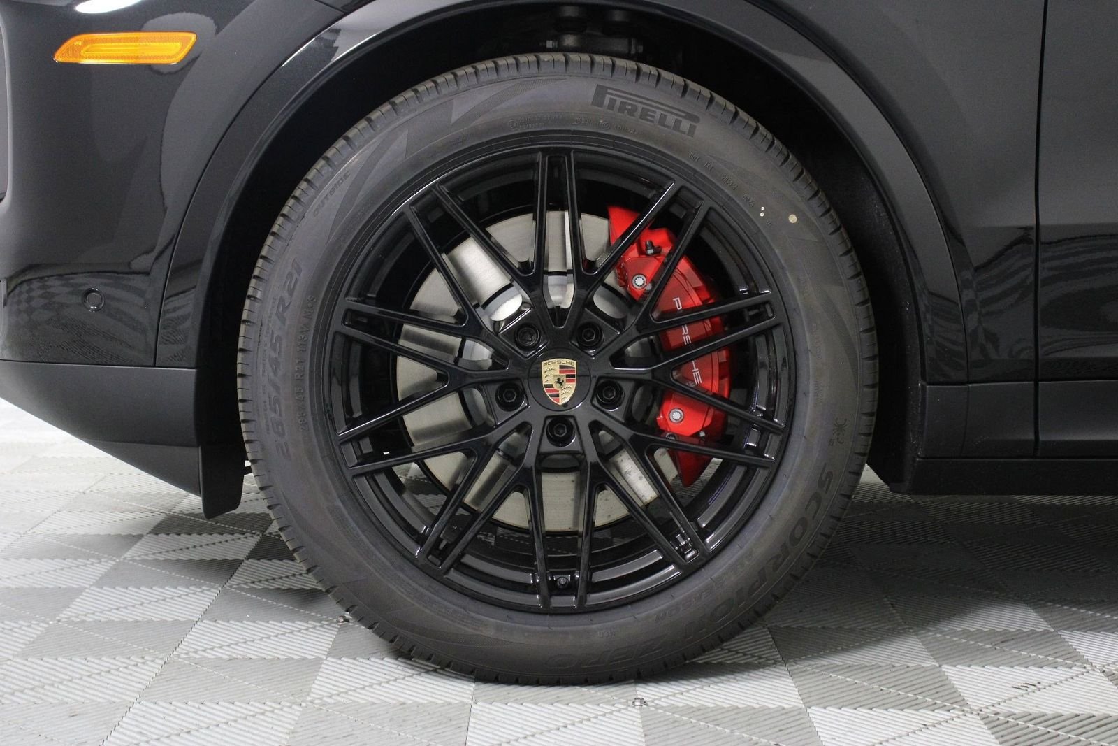 2026 Porsche Cayenne Coupe S E-Hybrid - Photo 17
