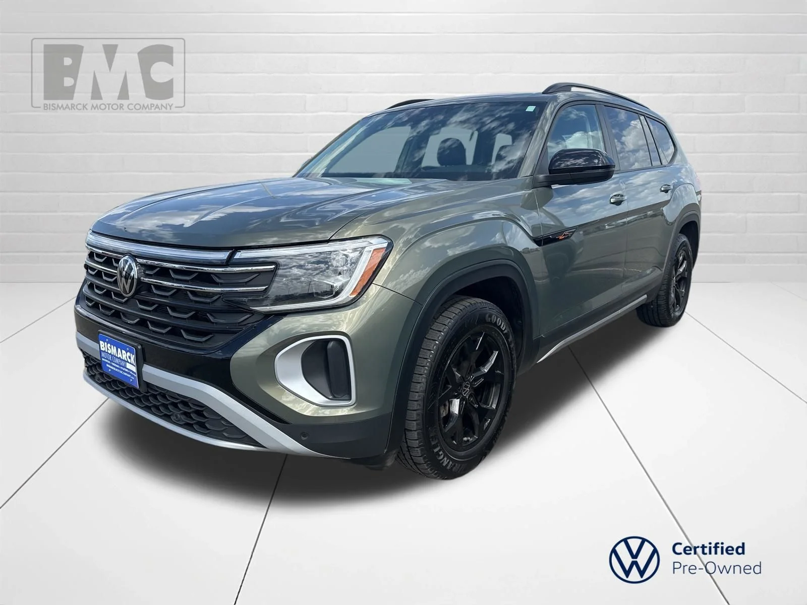 2024 Volkswagen Atlas 2.0T Atlas Peak Edt SE w/Tech 4MOTION's photo