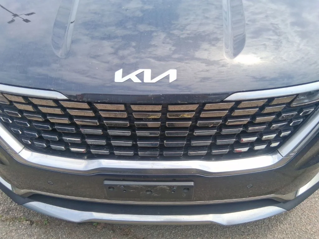 Certified Used 2024 Gray Kia SX Prestige image 4