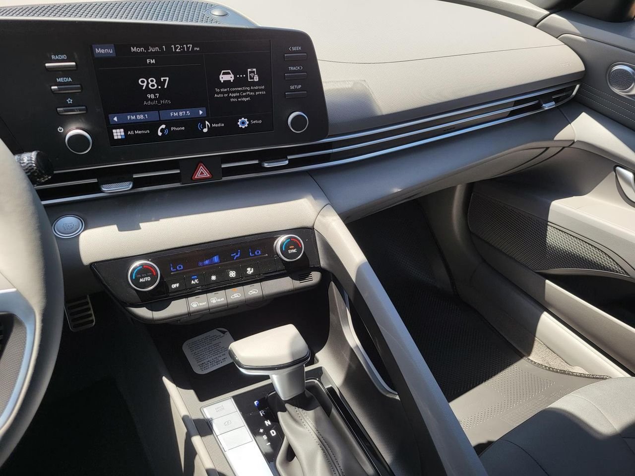 New 2026 Amazon Gray Hyundai SEL Sport image 15