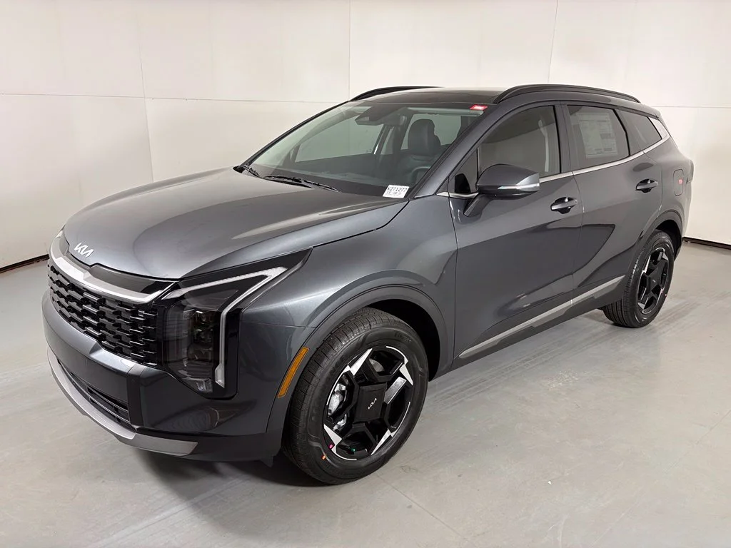 New 2027 Gravity Gray Kia EX image 4