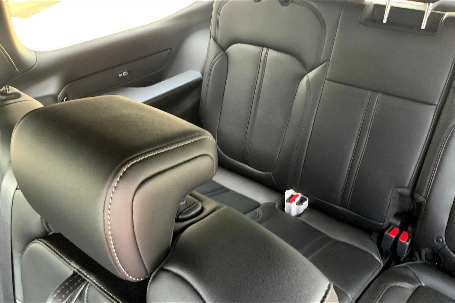 2025 Jeep Wagoneer Series I - Photo 16