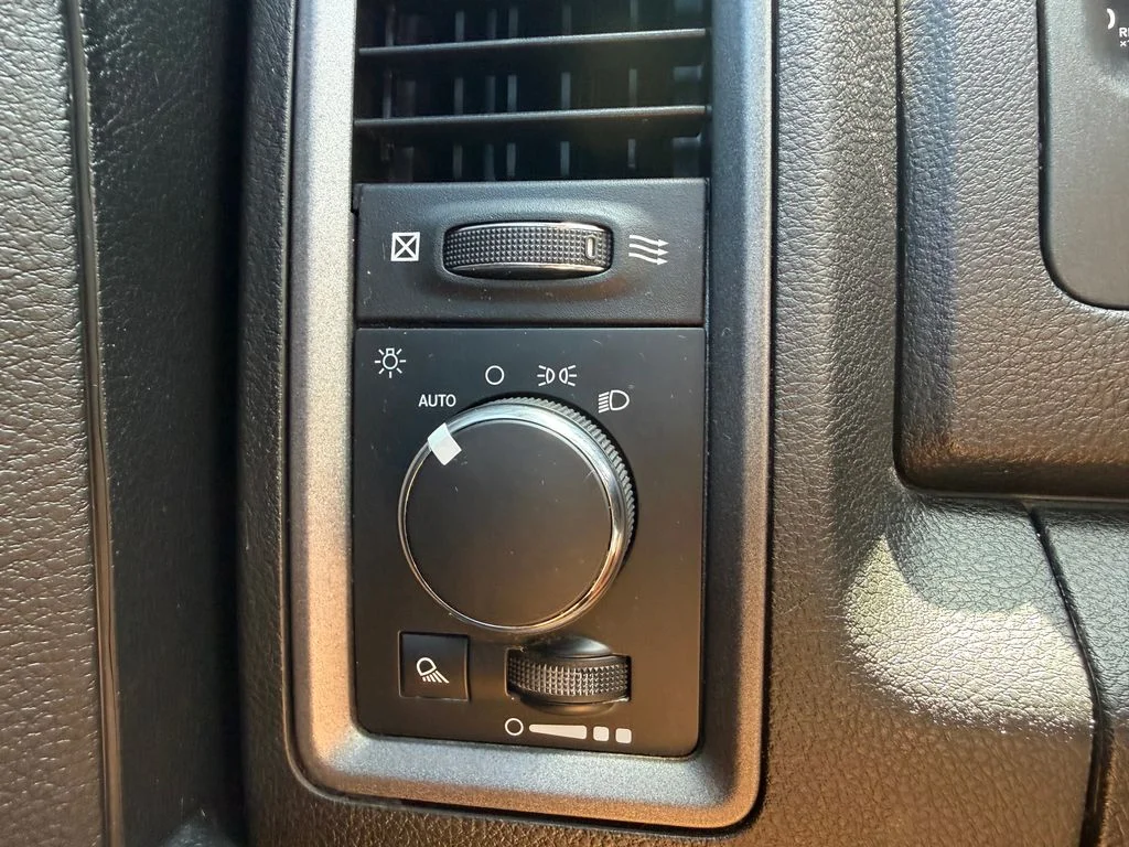 Used 2022 Blue Ram Tradesman image 19