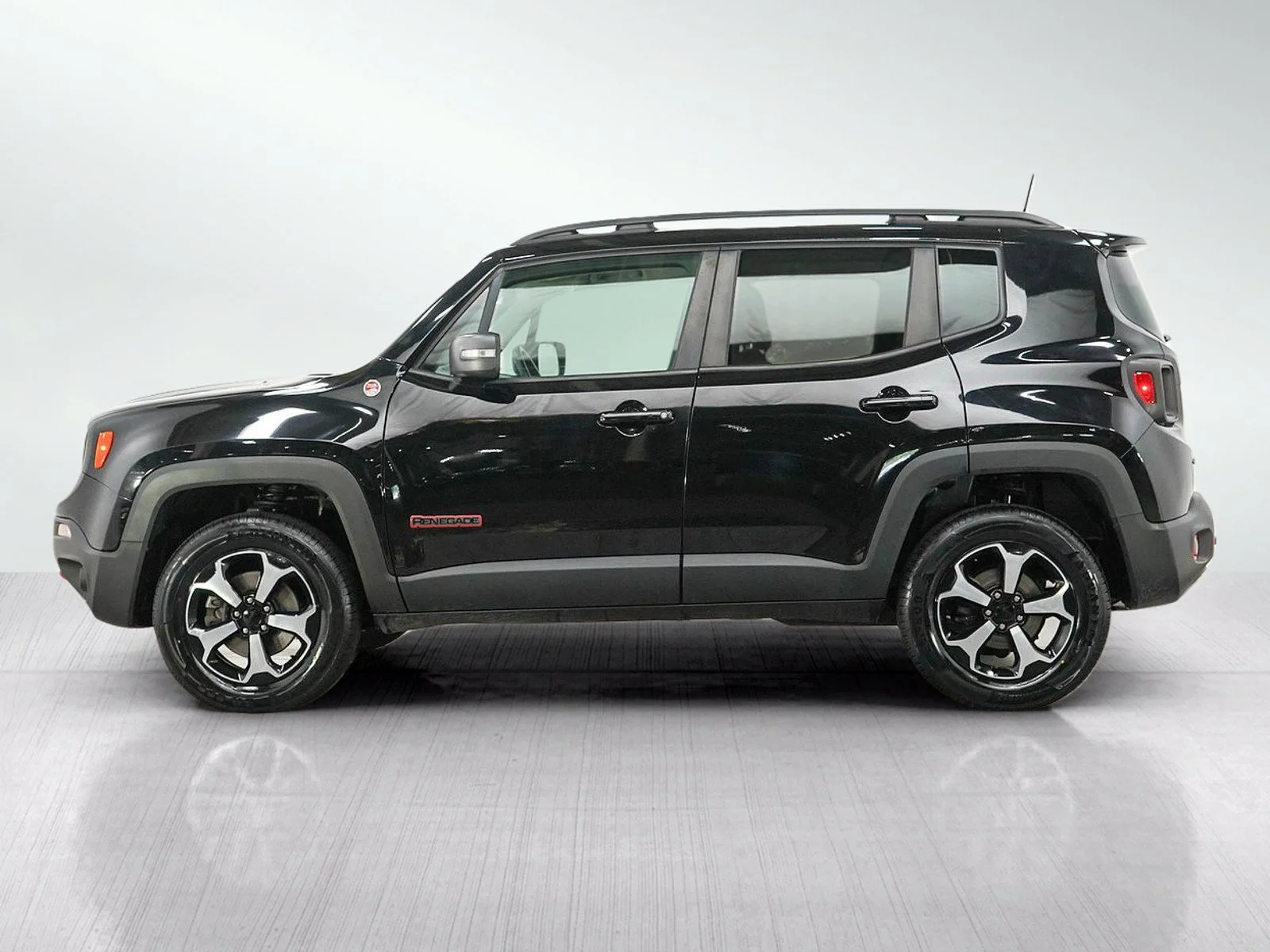 Used 2019 Jeep Renegade Trailhawk with VIN ZACNJBC18KPK63060 for sale in White Bear Lake, Minnesota