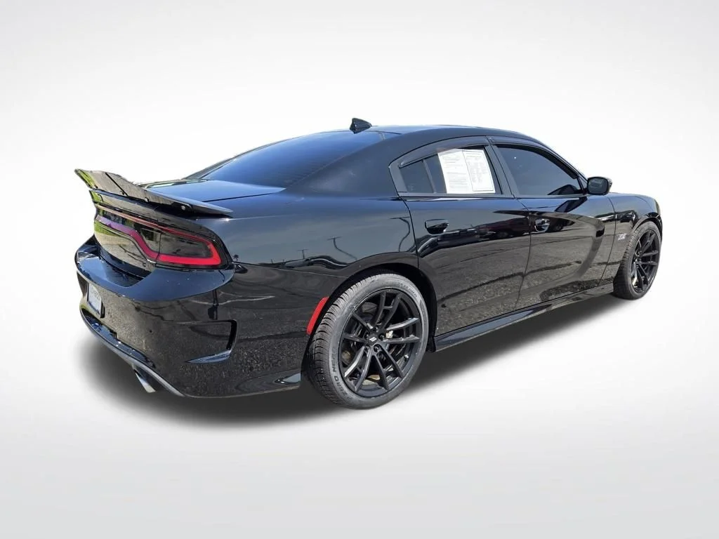 Used 2019 Black Dodge R/T Scat Pack image 3