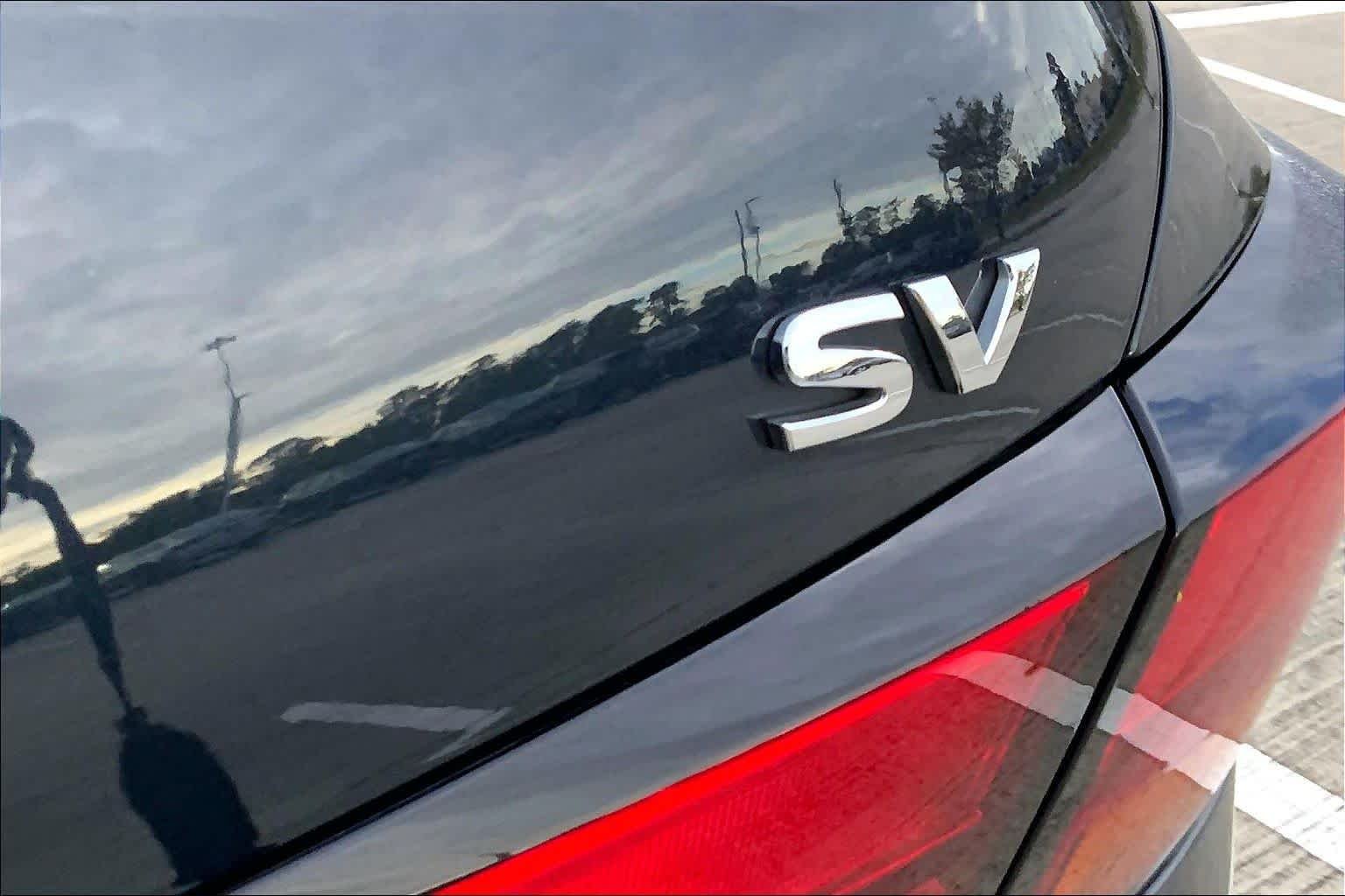 Used 2021 Storm Blue Metallic Nissan 2.5 SV image 10