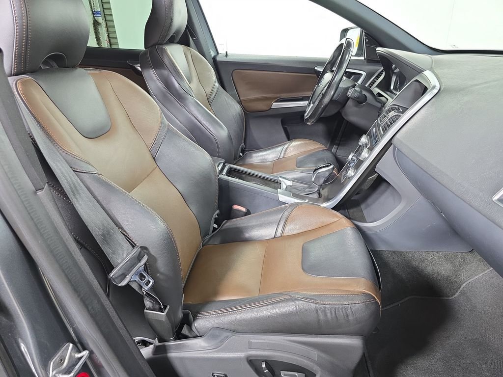 Used 2016 Gray Volvo T5 Drive-E Premier image 27