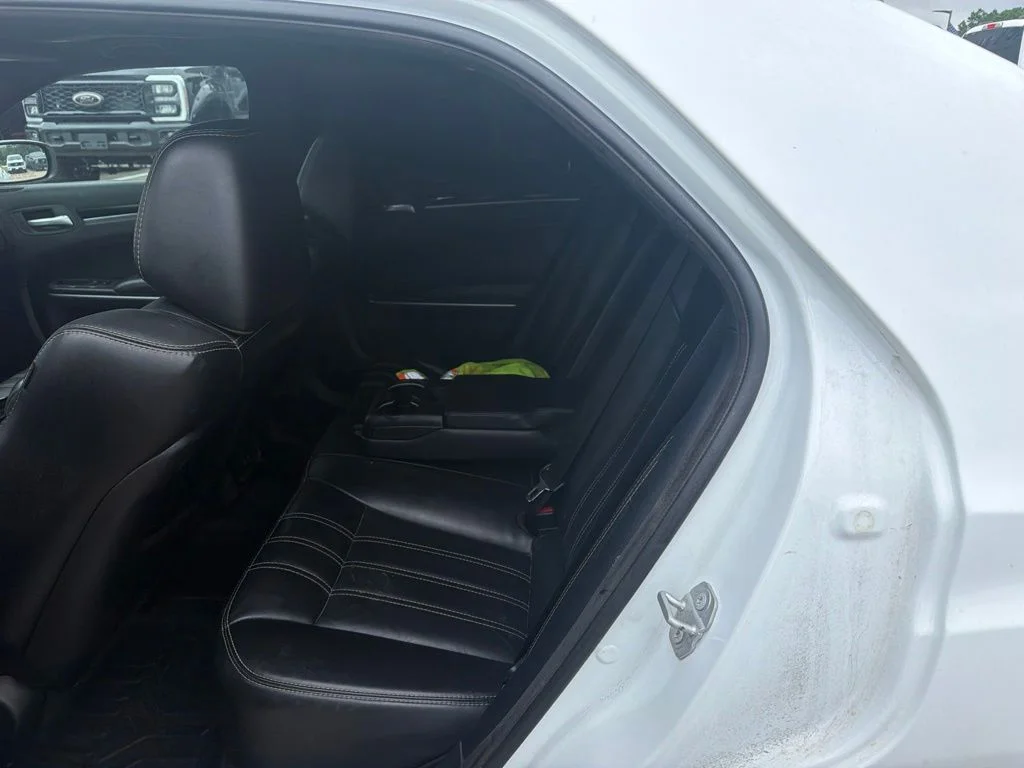 Used 2019 White Chrysler S image 6